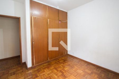 Casa para alugar com 426m², 4 quartos e 4 vagas Casa para alugar com 426m², 4 quartos e 4 vagasQuarto 2