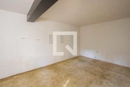 Casa para alugar com 426m², 4 quartos e 4 vagas Casa para alugar com 426m², 4 quartos e 4 vagasQuarto Edícula