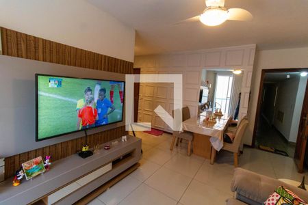 Sala de apartamento à venda com 2 quartos, 70m² em Icaraí, Niterói