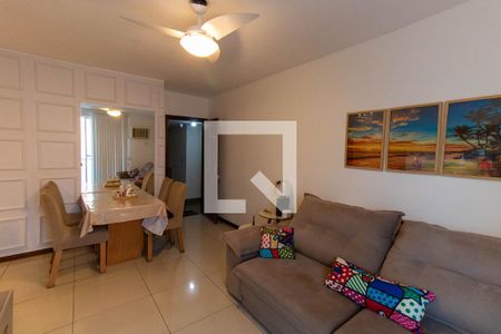 Sala de apartamento à venda com 2 quartos, 70m² em Icaraí, Niterói