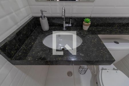 Casa à venda com 110m², 2 quartos e 3 vagasBanheiro de Serviço