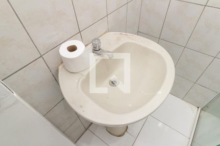 Banheiro de apartamento para alugar com 1 quarto, 70m² em República, São Paulo