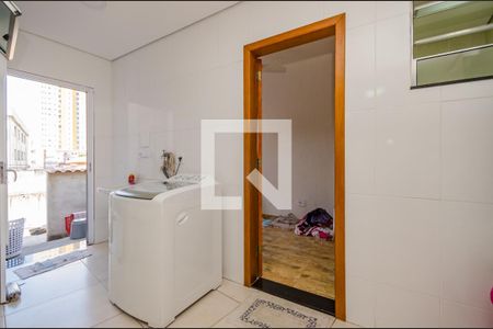 Casa para alugar com 486m², 4 quartos e 5 vagas Casa para alugar com 486m², 4 quartos e 5 vagasÁrea de Serviço