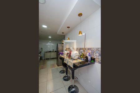 Casa para alugar com 486m², 4 quartos e 5 vagas Casa para alugar com 486m², 4 quartos e 5 vagasCozinha