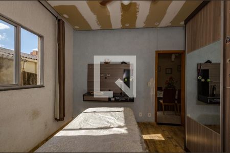 Casa para alugar com 486m², 4 quartos e 5 vagas Casa para alugar com 486m², 4 quartos e 5 vagasQuarto 4