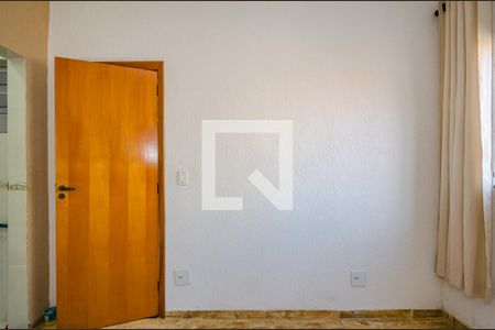 Casa para alugar com 486m², 4 quartos e 5 vagas Casa para alugar com 486m², 4 quartos e 5 vagasQuarto de Serviço