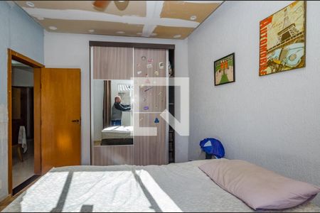 Casa para alugar com 486m², 4 quartos e 5 vagas Casa para alugar com 486m², 4 quartos e 5 vagasQuarto 4