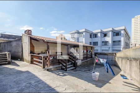 Casa para alugar com 486m², 4 quartos e 5 vagas Casa para alugar com 486m², 4 quartos e 5 vagasQuintal