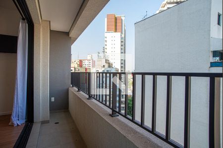Varanda da Sala/Quarto de kitnet/studio para alugar com 1 quarto, 26m² em Bela Vista, São Paulo