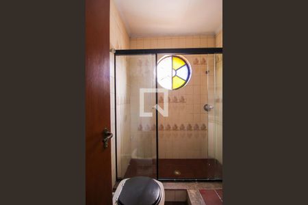 Casa à venda com 320m², 3 quartos e 4 vagasBanheiro da Suíte 3