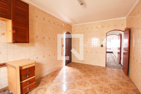 Casa à venda com 320m², 3 quartos e 4 vagasCozinha