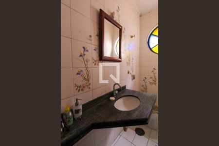 Casa à venda com 320m², 3 quartos e 4 vagasLavabo