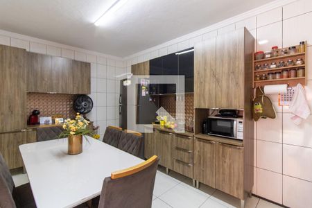 Casa à venda com 220m², 3 quartos e 3 vagas Casa à venda com 220m², 3 quartos e 3 vagasCozinha