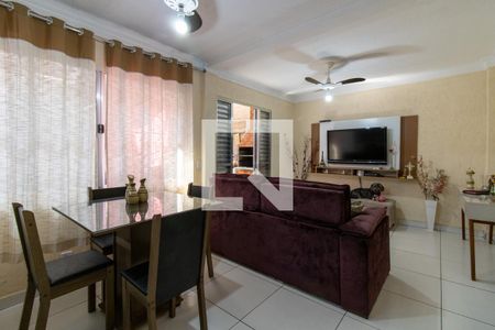 Casa à venda com 220m², 3 quartos e 3 vagas Casa à venda com 220m², 3 quartos e 3 vagasSala 2