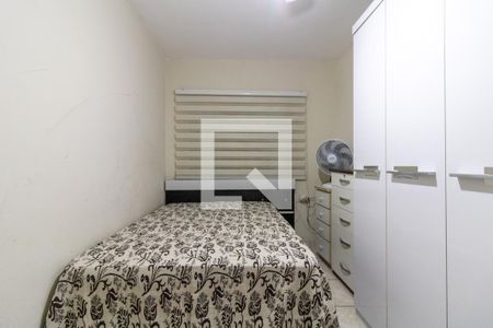 Casa à venda com 220m², 3 quartos e 3 vagas Casa à venda com 220m², 3 quartos e 3 vagasQuarto 2