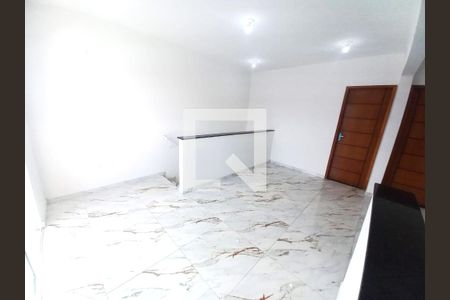 Casa para alugar com 52m², 2 quartos e 1 vagaSala