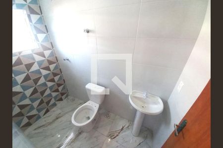 Casa para alugar com 52m², 2 quartos e 1 vagaBanheiro da Suíte