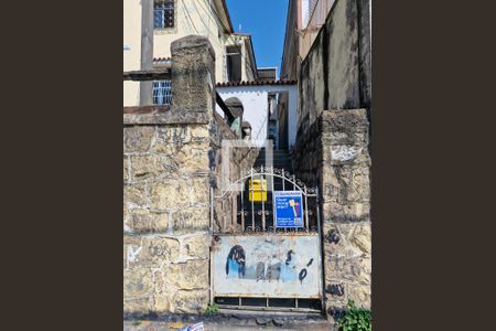 Apartamento à venda com 38m², 2 quartos e sem vagaFachada+Plaquinha