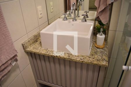 Banheiro de apartamento para alugar com 1 quarto, 36m² em Bigorrilho, Curitiba