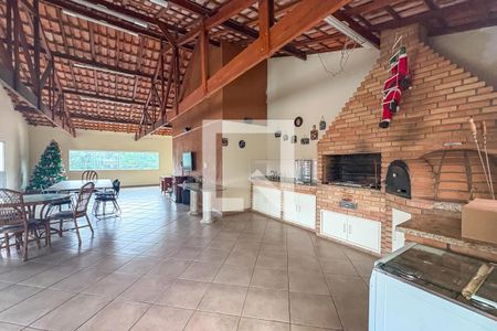 Casa à venda com 360m², 3 quartos e 6 vagas Casa à venda com 360m², 3 quartos e 6 vagasÁrea comum