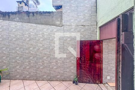 Casa à venda com 360m², 3 quartos e 6 vagas Casa à venda com 360m², 3 quartos e 6 vagasVista do Quarto 1