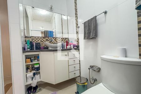 Casa à venda com 360m², 3 quartos e 6 vagas Casa à venda com 360m², 3 quartos e 6 vagasBanheiro da Suíte