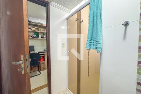 Casa à venda com 360m², 3 quartos e 6 vagas Casa à venda com 360m², 3 quartos e 6 vagasBanheiro Social