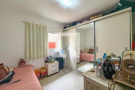 Casa à venda com 360m², 3 quartos e 6 vagas Casa à venda com 360m², 3 quartos e 6 vagasQuarto 1