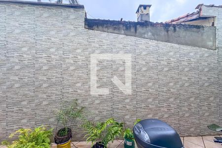 Casa à venda com 360m², 3 quartos e 6 vagas Casa à venda com 360m², 3 quartos e 6 vagasVista do Quarto 2