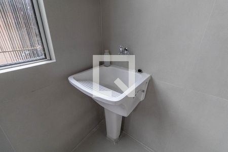 Casa à venda com 154m², 2 quartos e 6 vagasÁrea de Serviço