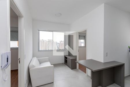 Sala de apartamento para alugar com 2 quartos, 34m² em Santo Amaro, São Paulo