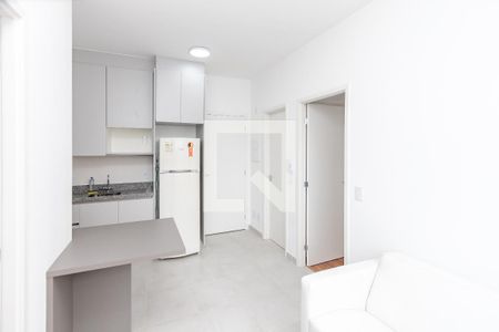 Sala de apartamento para alugar com 2 quartos, 34m² em Santo Amaro, São Paulo