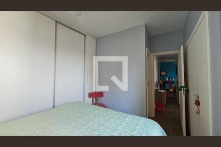 Apartamento à venda com 182m², 3 quartos e 2 vagas Apartamento à venda com 182m², 3 quartos e 2 vagasSuite