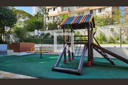 Apartamento à venda com 182m², 3 quartos e 2 vagas Apartamento à venda com 182m², 3 quartos e 2 vagasÁrea comum - Playground