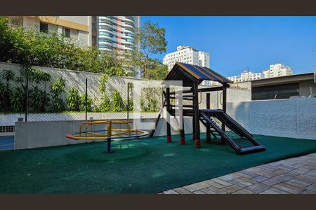 Apartamento à venda com 182m², 3 quartos e 2 vagas Apartamento à venda com 182m², 3 quartos e 2 vagasÁrea comum - Playground