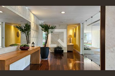 Apartamento à venda com 182m², 3 quartos e 2 vagas Apartamento à venda com 182m², 3 quartos e 2 vagasHall Social