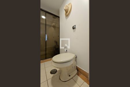 Apartamento à venda com 182m², 3 quartos e 2 vagas Apartamento à venda com 182m², 3 quartos e 2 vagasBanheiro