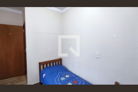 Casa à venda com 250m², 3 quartos e 3 vagas Casa à venda com 250m², 3 quartos e 3 vagasQuarto 2