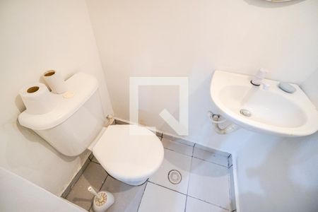 Lavabo de casa para alugar com 2 quartos, 50m² em Vila Beatriz, São Paulo