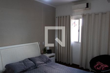 SUITE de casa à venda com 3 quartos, 250m² em Parque São Quirino, Campinas