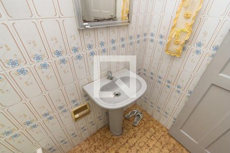 Casa à venda com 245m², 4 quartos e 1 vagaCasa 2 - Banheiro Social