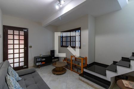 Sala de casa para alugar com 3 quartos, 125m² em Jardim Rossi, Guarulhos