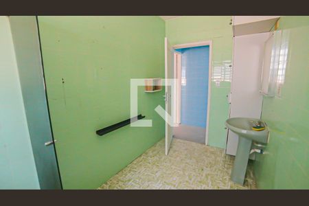 Casa para alugar com 90m², 2 quartos e 3 vagasBanheiro