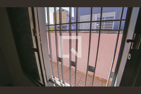 quarto 1 vista de casa para alugar com 2 quartos, 90m² em Vila Moraes, São Paulo