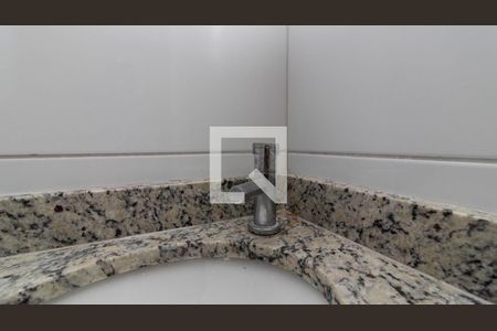 Casa de condomínio à venda com 34m², 1 quarto e sem vaga Casa de condomínio à venda com 34m², 1 quarto e sem vagaBanheiro