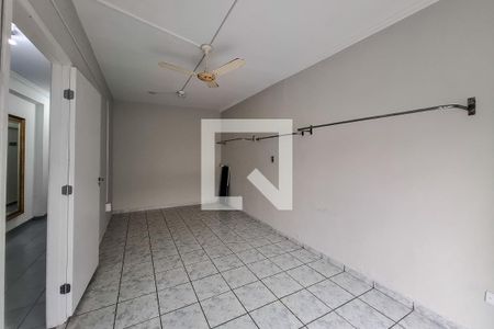 Casa à venda com 216m², 3 quartos e sem vaga Casa à venda com 216m², 3 quartos e sem vagaÁrea comum