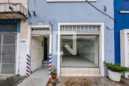 Casa à venda com 216m², 3 quartos e sem vaga Casa à venda com 216m², 3 quartos e sem vagafachada