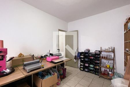 Casa à venda com 180m², 3 quartos e 2 vagasQuarto - Casa 2