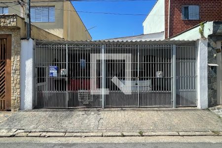 Casa à venda com 180m², 3 quartos e 2 vagasFachada