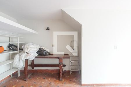 Casa à venda com 200m², 5 quartos e 4 vagasÁrea comumÁrea comum